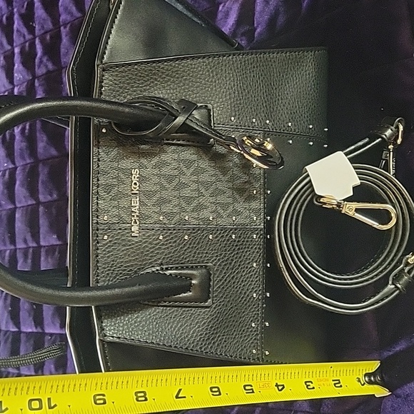 Michael Kors Avril Small Studded Patchwork signature Logo Satchel NWT - Picture 13 of 14